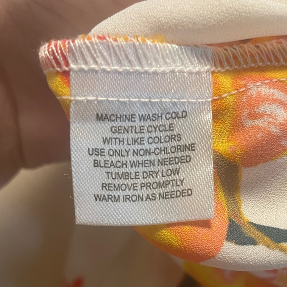 Love Design Size Lg Floral Print Blouse NWT - Picture 5 of 6